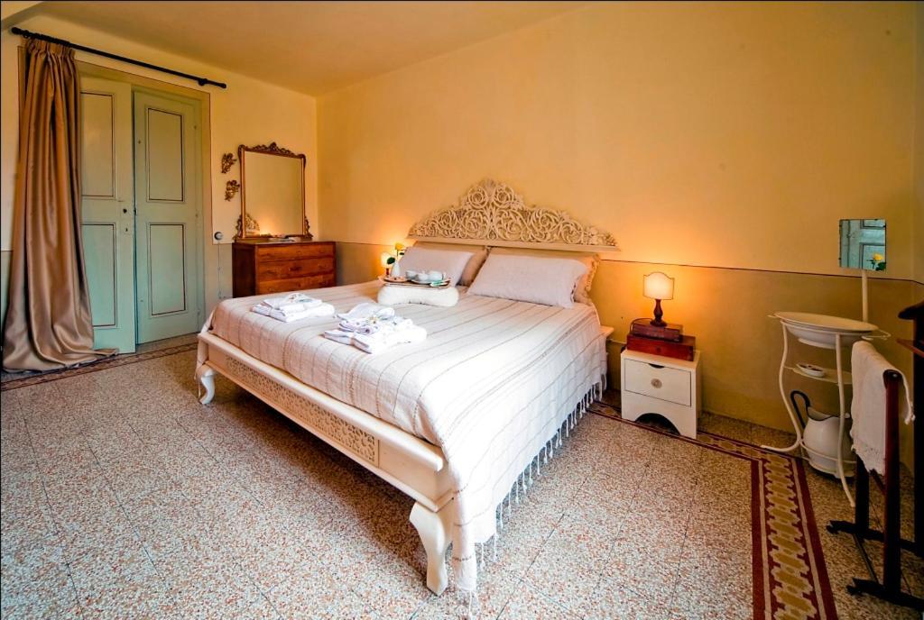 Bed And Breakfast Evelina Lucca Exteriör bild