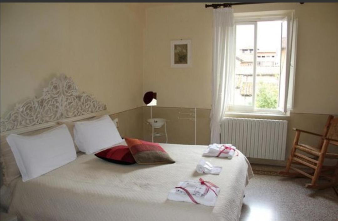 Bed And Breakfast Evelina Lucca Exteriör bild